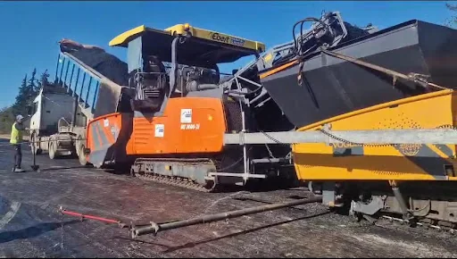 Engins sur le chantier